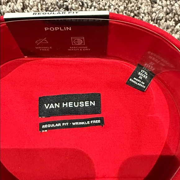 Van Heusen Men's Bold Red Dress Shirt - Picture 2 of 3